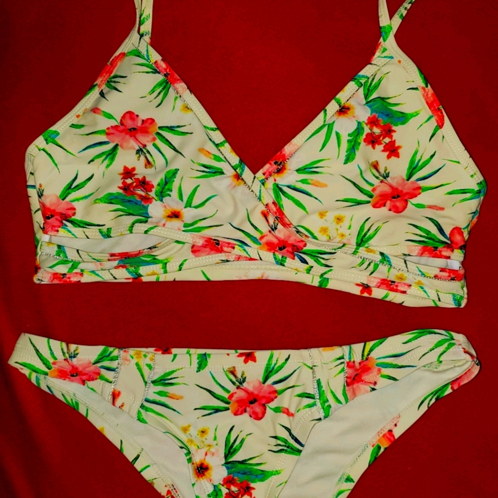 Betty Jade 2-Piece Swimsuit